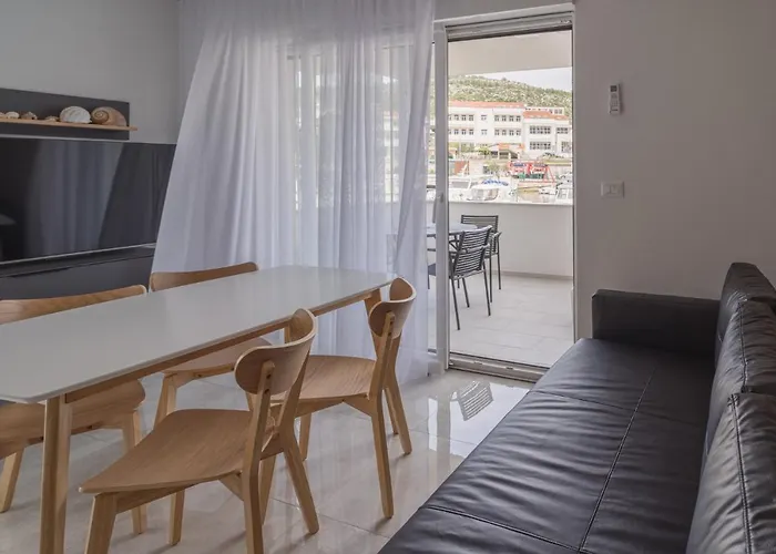 Blue Marina Apartments